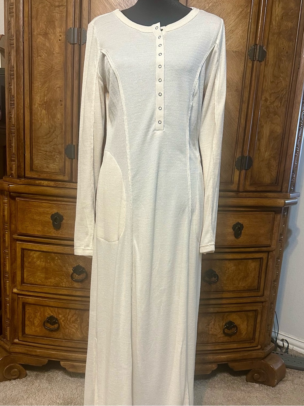 C&V Chelsea & Violet Cream Thermal Henley Maxi Dress Juniors L NWT - Picture 3 of 15